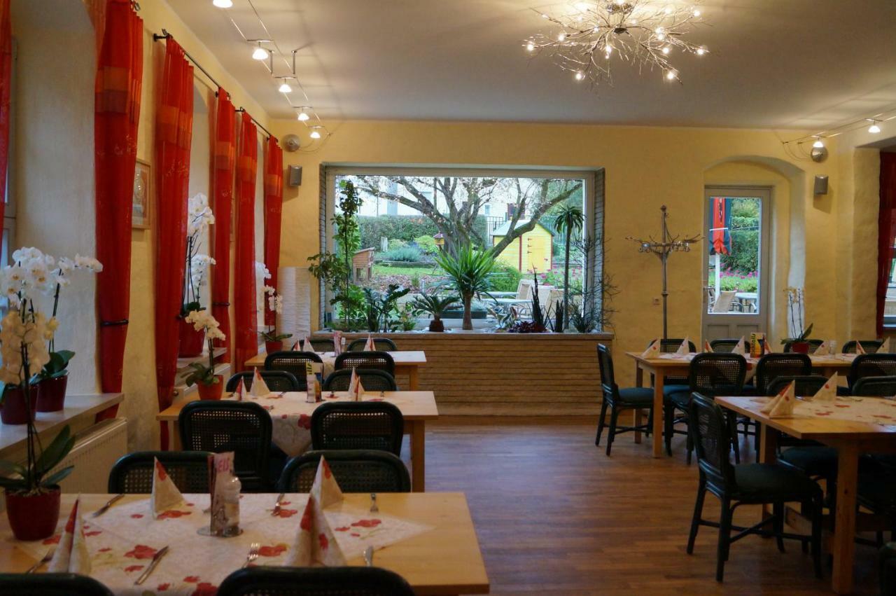 Ferienwohnungen Im Gasthaus Zur Gruenen Wiese Sebnitz Bagian luar foto